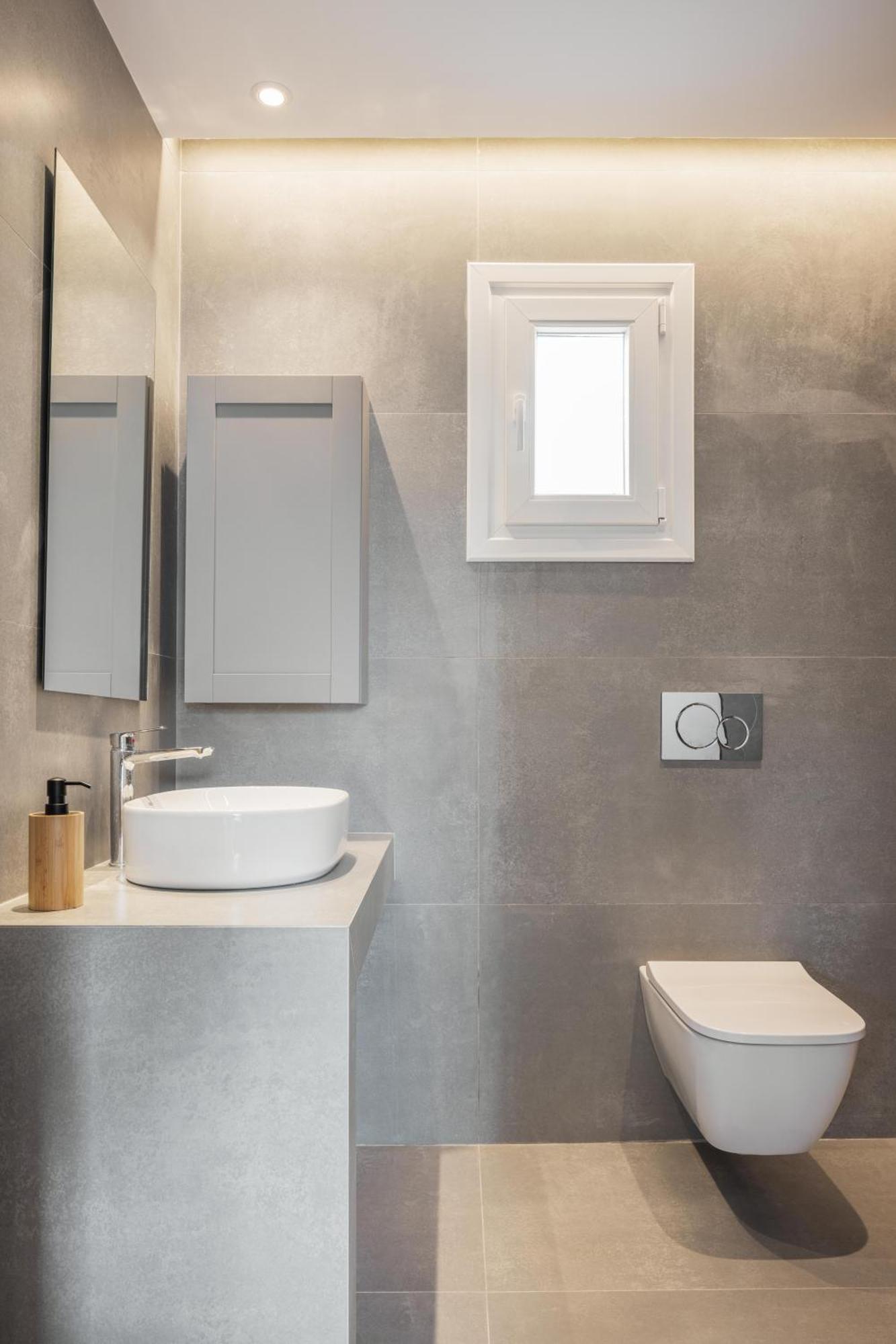 Minimalist Apartment Near The Airport And The City Center Kanálion Exteriör bild